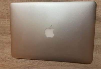 Vand Macbook Air 2017, 13”