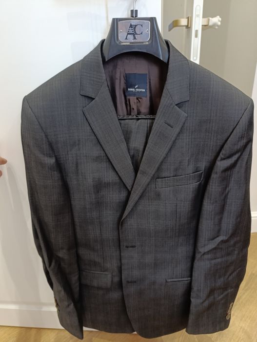 Продам немецкий костюм Daniel Hechter