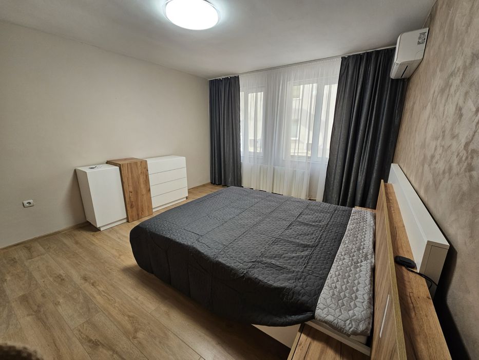 Продава се Тристаен апартамент в Варна, Бриз - 119 кв.м за 2353 €/кв.м - Снимка #12