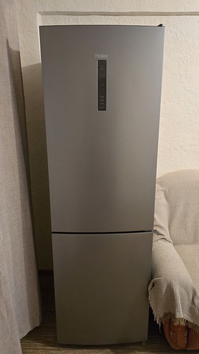 Продам холодильник Haier