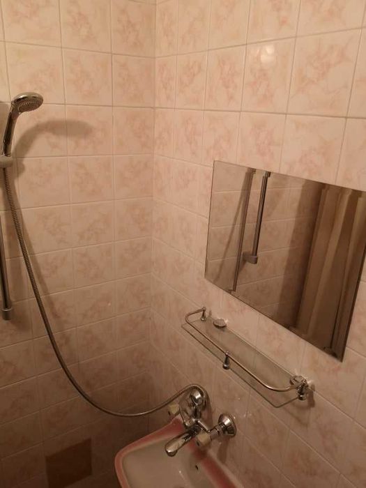 Дава се под наем Двустаен апартамент в Бургас, Възраждане - 60 кв.м за 178.5 € - Снимка #4