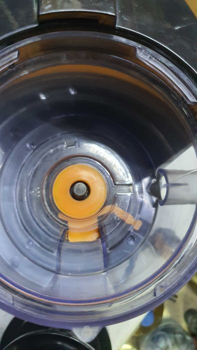 Vand storcător de fructe