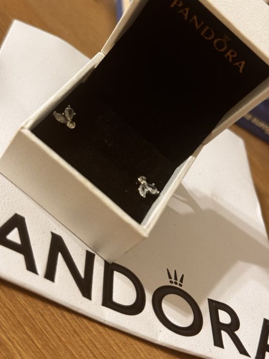 Пандора обеци Pandora