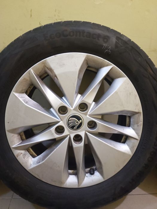 Джанти с гуми за skoda 205/60 /16