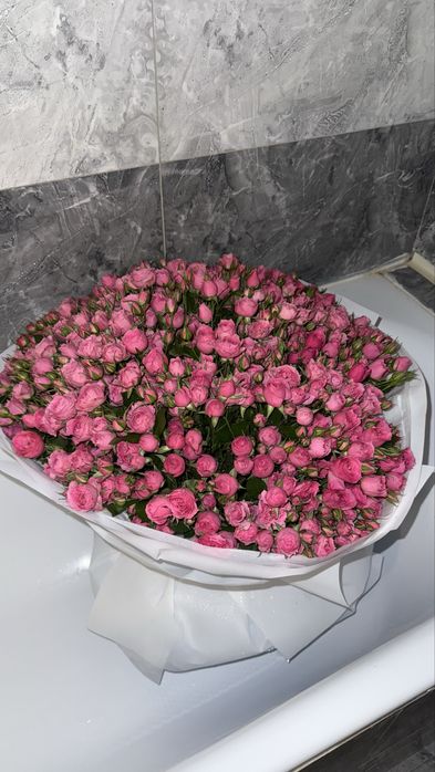 Нежный букет роз