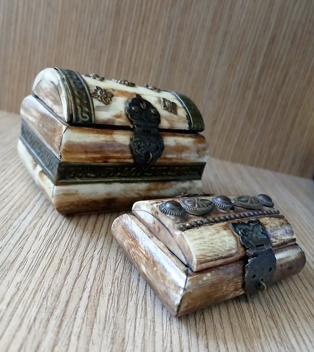 Кутии за бижута от Камилска кост