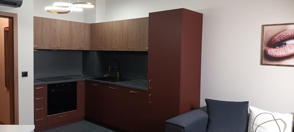 Дава се под наем Двустаен апартамент в Пловдив, Център - 65 кв.м за 750 € - Снимка #1