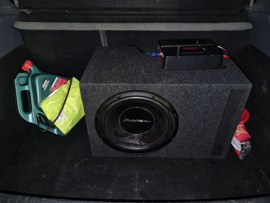 Pioneer GXT-3730B Усилвател и Субуфер 12