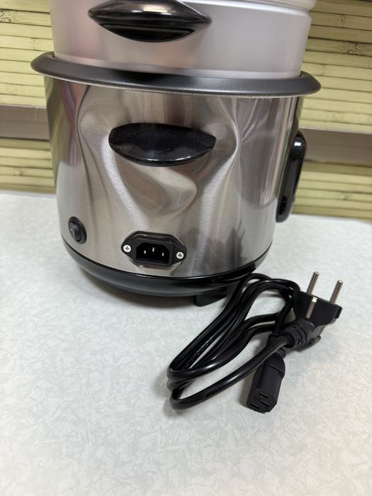 Уред за готвене на ориз Bestron ARC100