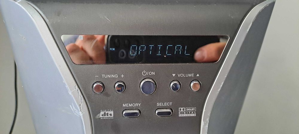 Receiver Amplituner Subwoofer cu Statie 5.1 LG LHS-A 4400 Optic RDS