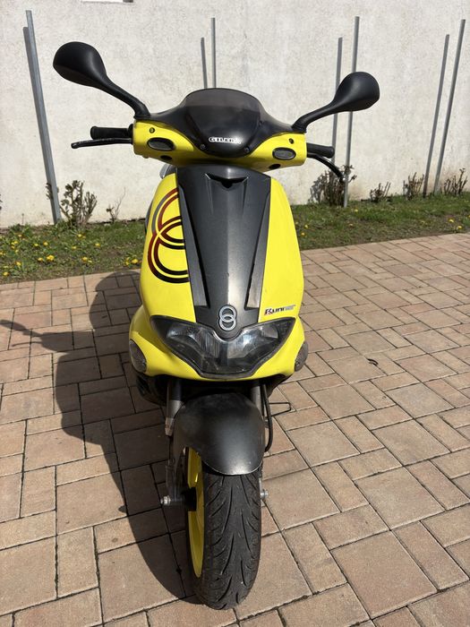 De vanzare Gilera runner