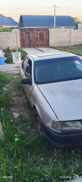 Опел вектра 1989