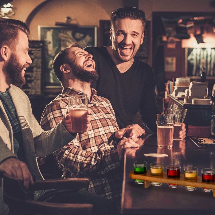 Set suport de bauturi din lemn cu 6 pahare shot, 4 cl, maro