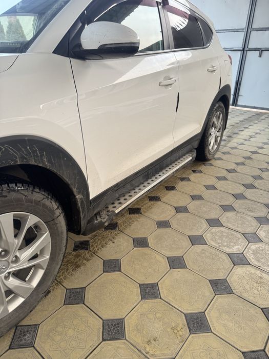 Подножка для кросоверов универсальный