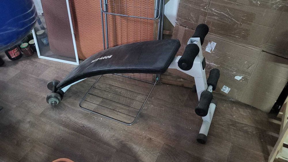Продам тренажер скамейку для пресса