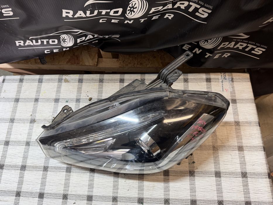 Far stanga Suzuki SX4 S-Cross Facelift 2017/2018/2019/2020/2021