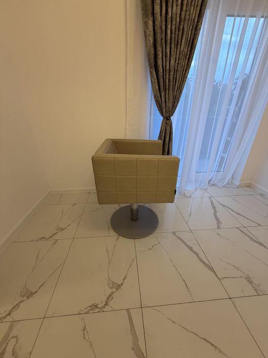 Scaune coafor  600 lei Ploiesti