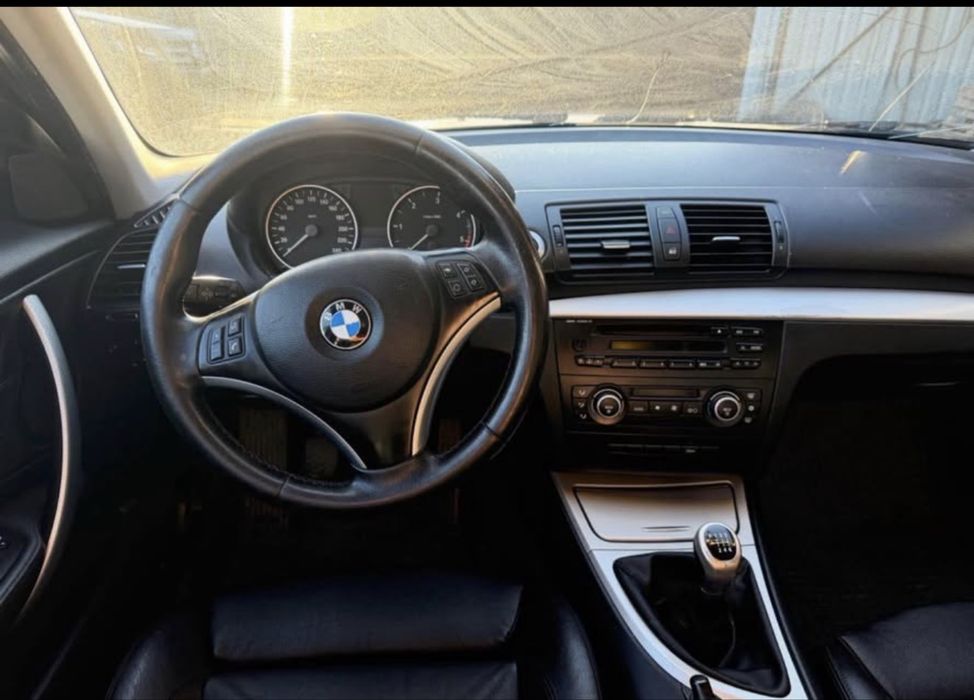 Vând BMW seria 1,