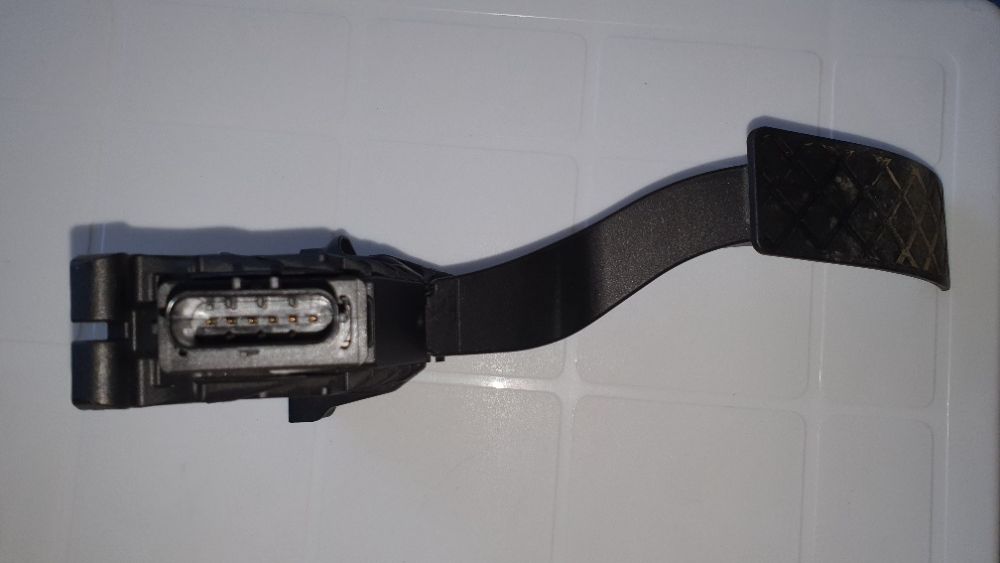 Педал за газта от VW Golf 7 1.6 TDI ръчни скорости Skoda Seat Audi
