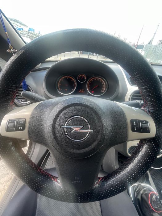 Opera Corsa 1.3 CDTI 90 CP cu 6 trepte