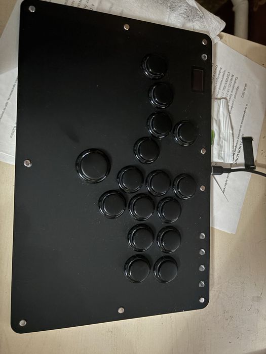 Продам хитбокс Haute42