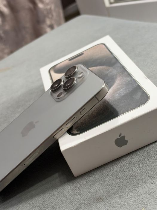 Iphone 15 pro max 256g