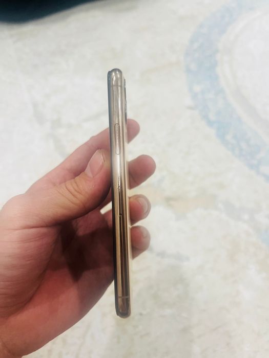 Iphone 11 pro gold