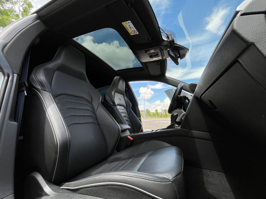 VW Arteon, R-line, 4M, Matrix, Pano, 20"