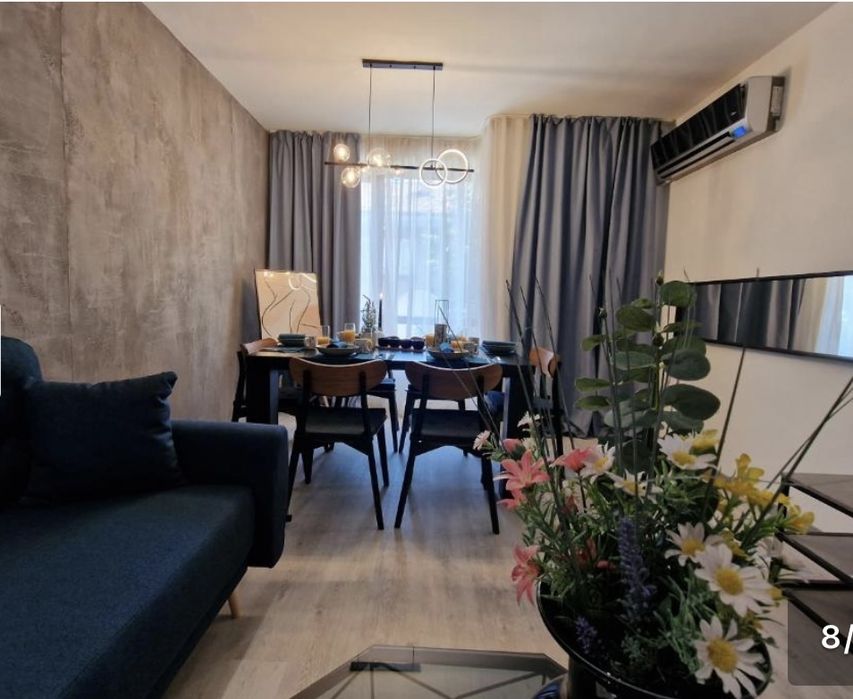 Дава се под наем Тристаен апартамент в Варна, Център - 100 кв.м за 1500 € - Снимка #1