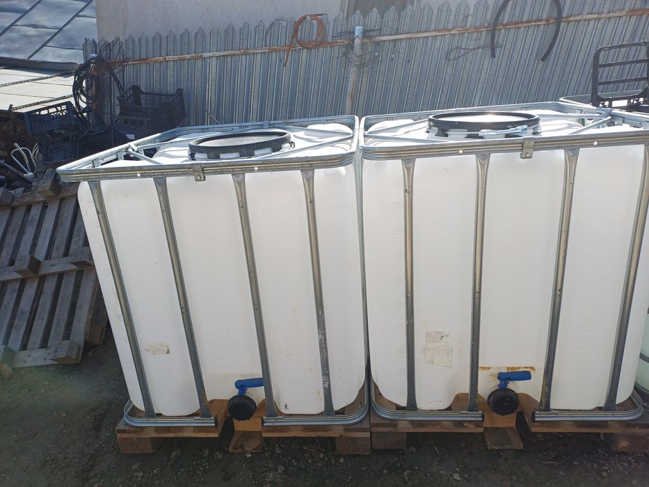 Bazin 1000.litri cu grilaj metalic.