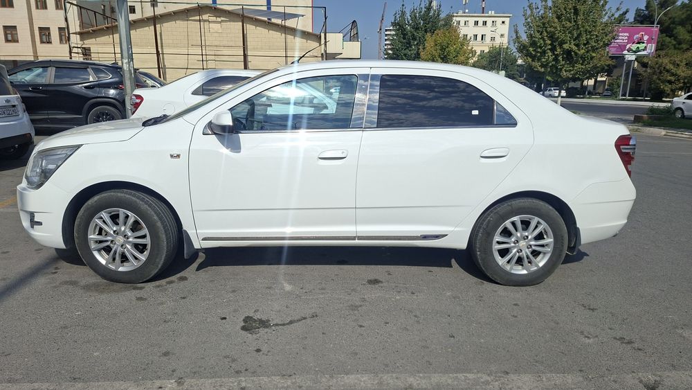 Срочно продам машину недорого!