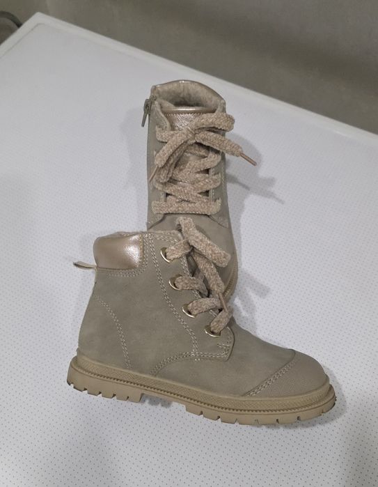 Демисезонные ботинки
