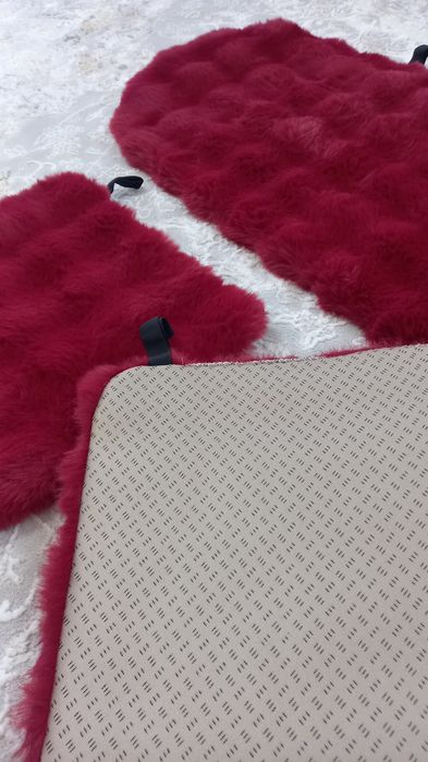 Чехлы меховые в машину