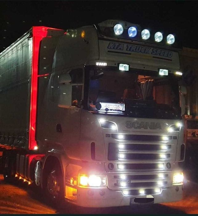 De vanzare Scania R420 Mega