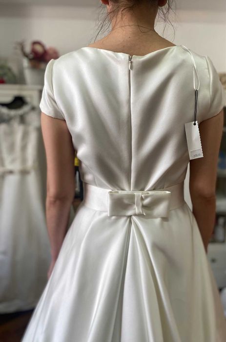 Rochie mireasa din tafta Duchesse