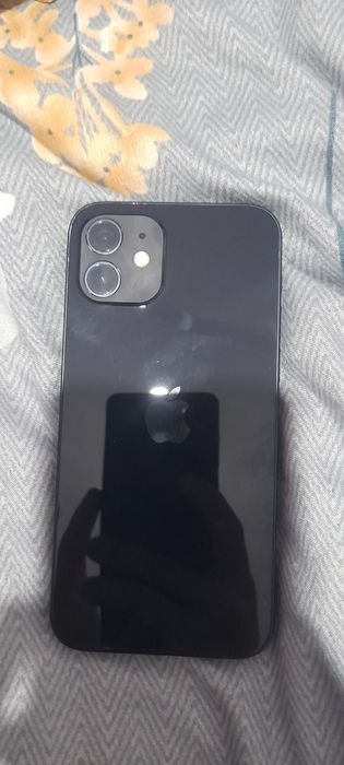 Iphone 12 карабка есть