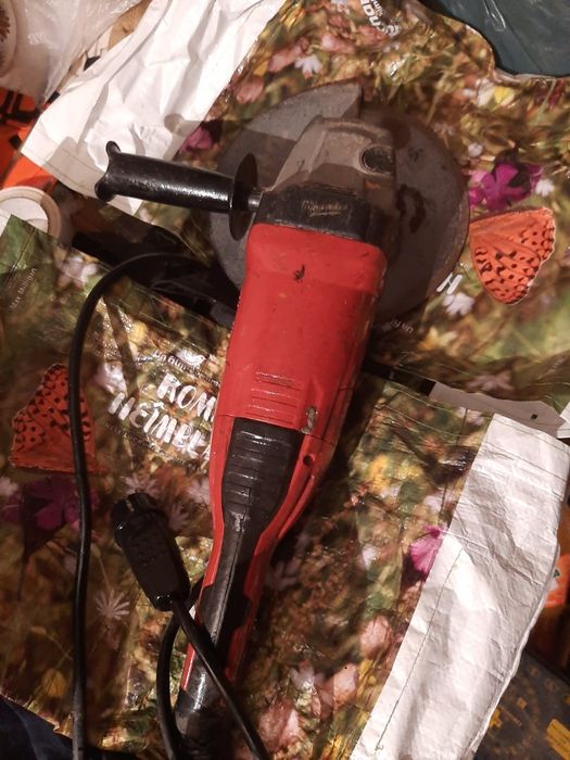 Milwaukee fle polizo 230