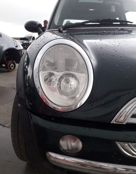 Far dreapta Mini Cooper R53 an 2003