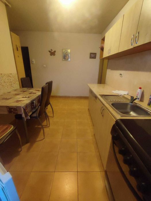 Apartament de inchiriat