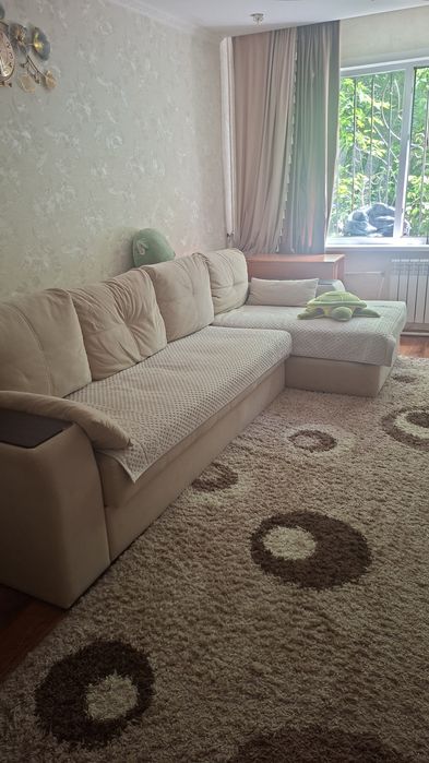 Продам ковер красивый