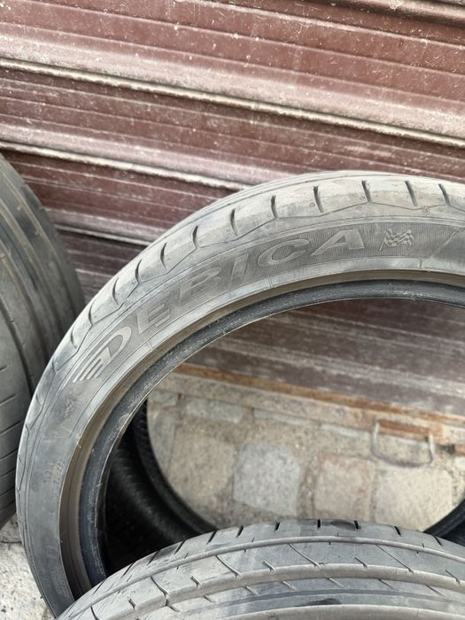 225/40 R18 летни гуми Debica