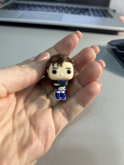 Парная фигурка Стива и Робин из ОСД