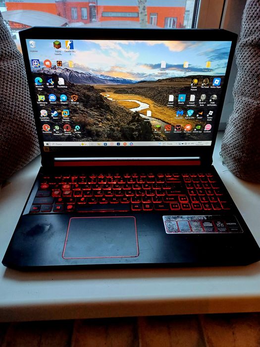 Acer Nitro 5 / GTX 1650 / 16GB RAM