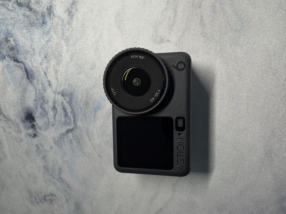Экшн-камера DJI Osmo Action 6 Adventure Combo