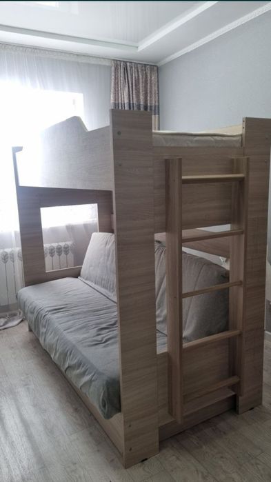 Продам 2 - х ярусный кровать