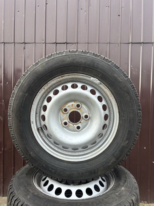 Anvelope Michelin 215/65/R16C