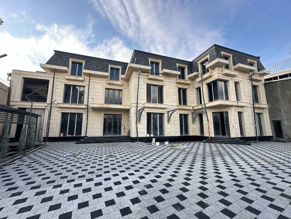 Сдаётся в аренду здание общей площадью 1100 м² (ор. школа Cambridge)