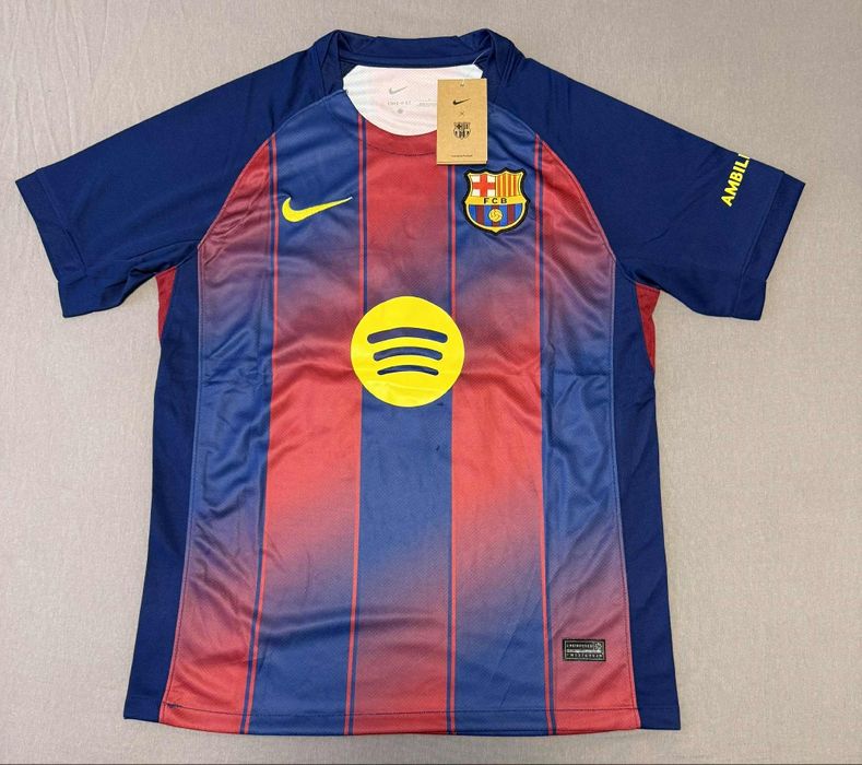 Футболни екипи от сезон 2025/2026