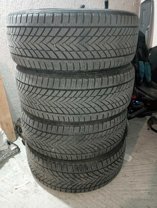 2 бр. Всесезонни гуми 225/55/16
