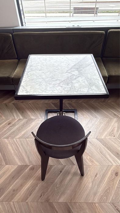 Столы мраморные